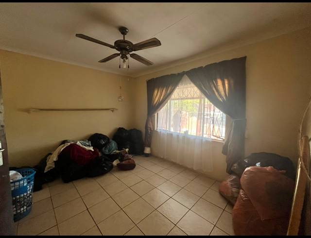 3 BEDROOM HOUSE FOR SALE IN BLUFF